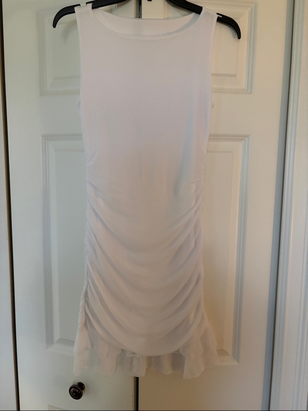 Elegant White Ruched Midi Dress with Ruffle Hem